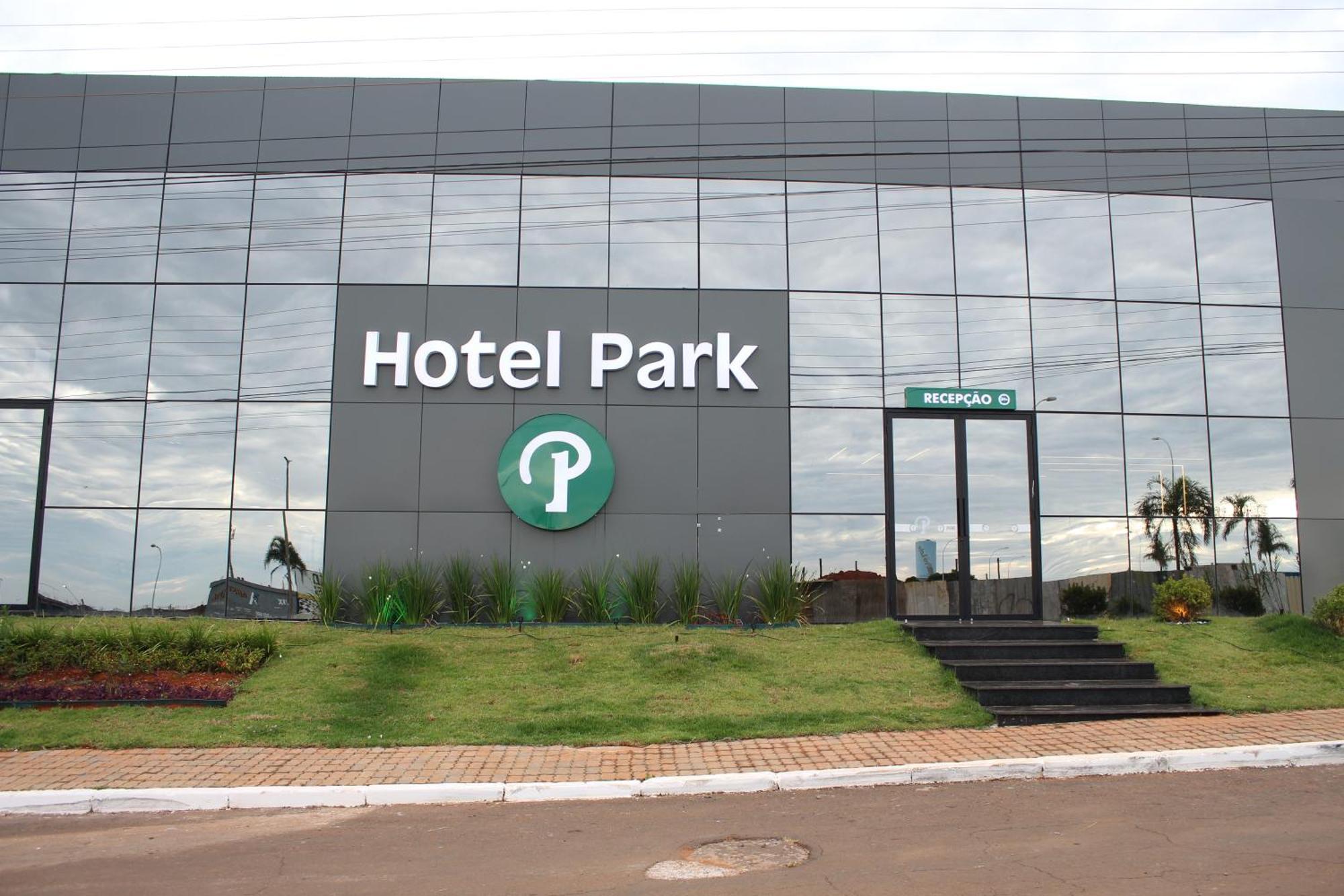 Hotel Park Valparaiso de Goias Extérieur photo
